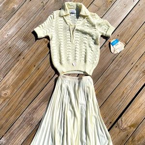 *RARE FIND* Vintage top and skirt. NWT